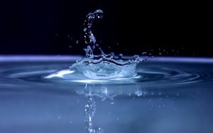 Water-Drop-Wallpaper1-300x187[1]