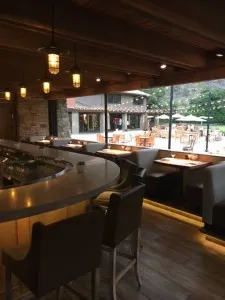 bar